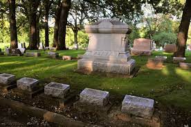 DeKalb County Tours: Banks and Cemeteries